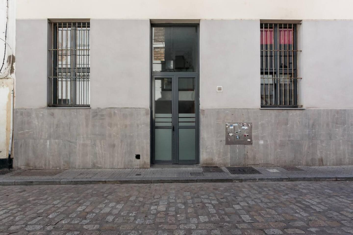 Sh El Teatro Duplex Industrial En El Falla Cadiz Bagian luar foto